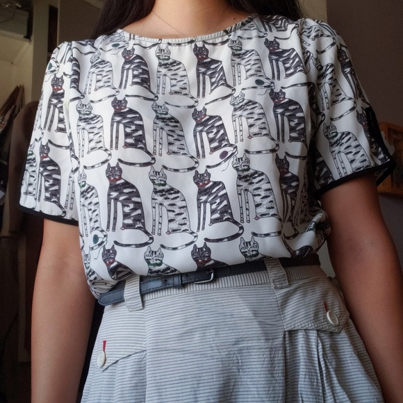 Vintage Tops - cat print blouse